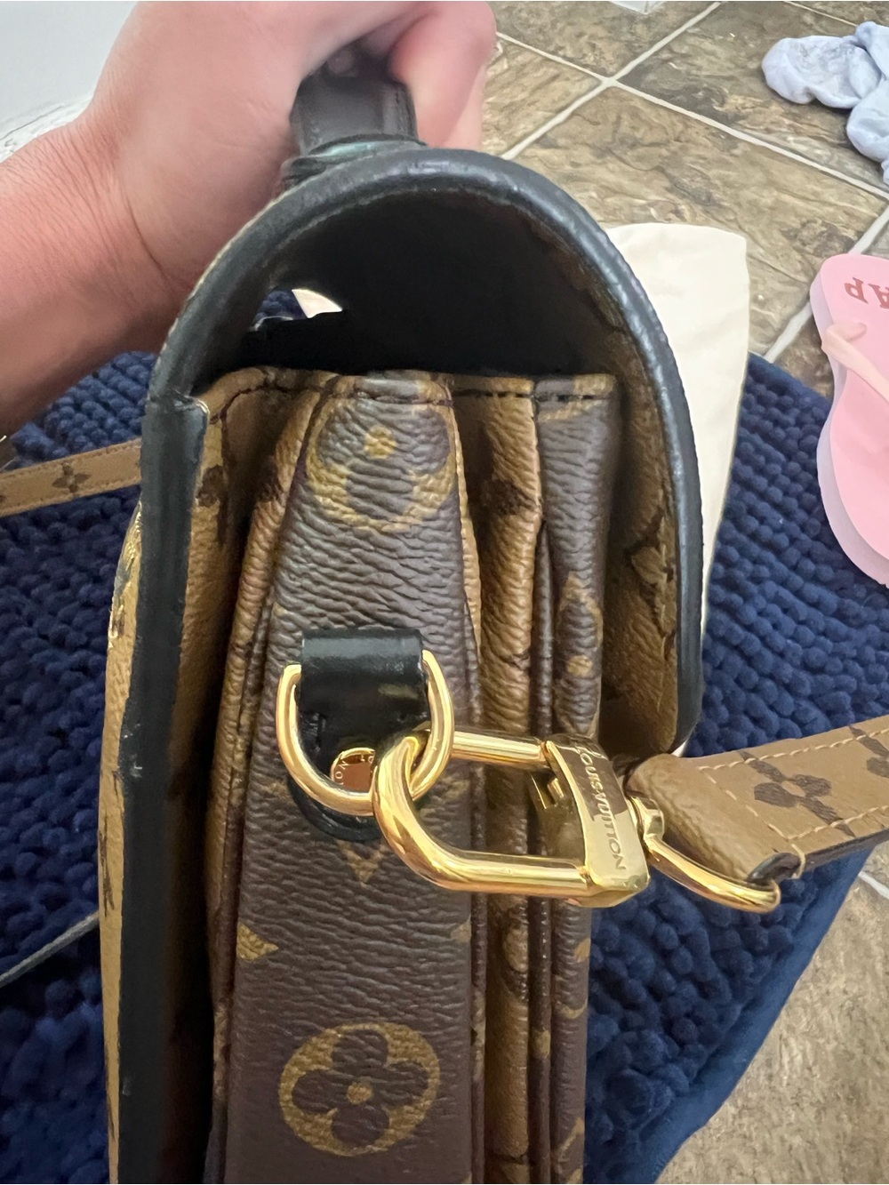 LV BAG - Picture 14 of 17